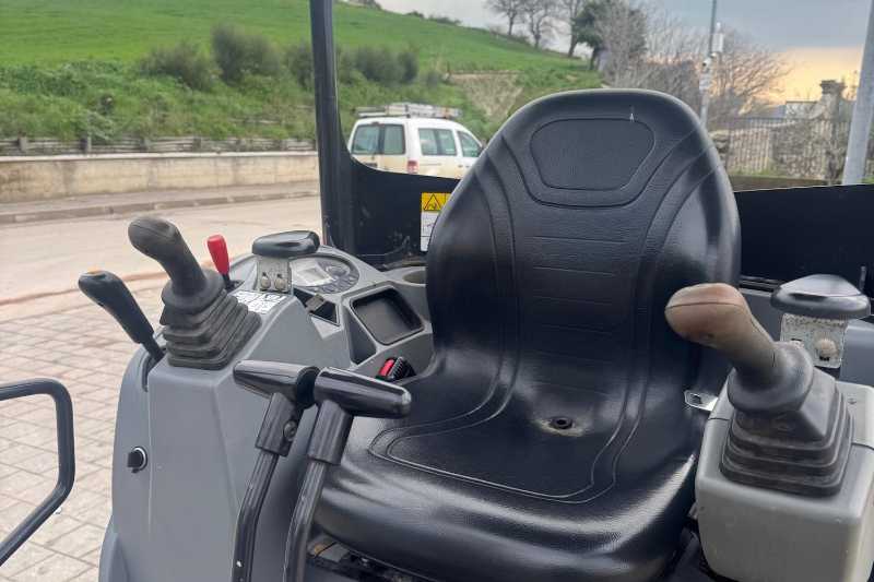 OmecoHub - Immagine BOBCAT E17Z